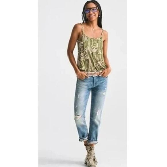 NWT Cabi #6353 Women's Green Palm Print Balcony Cami Tank Top Size Medium - Picture 1 of 7